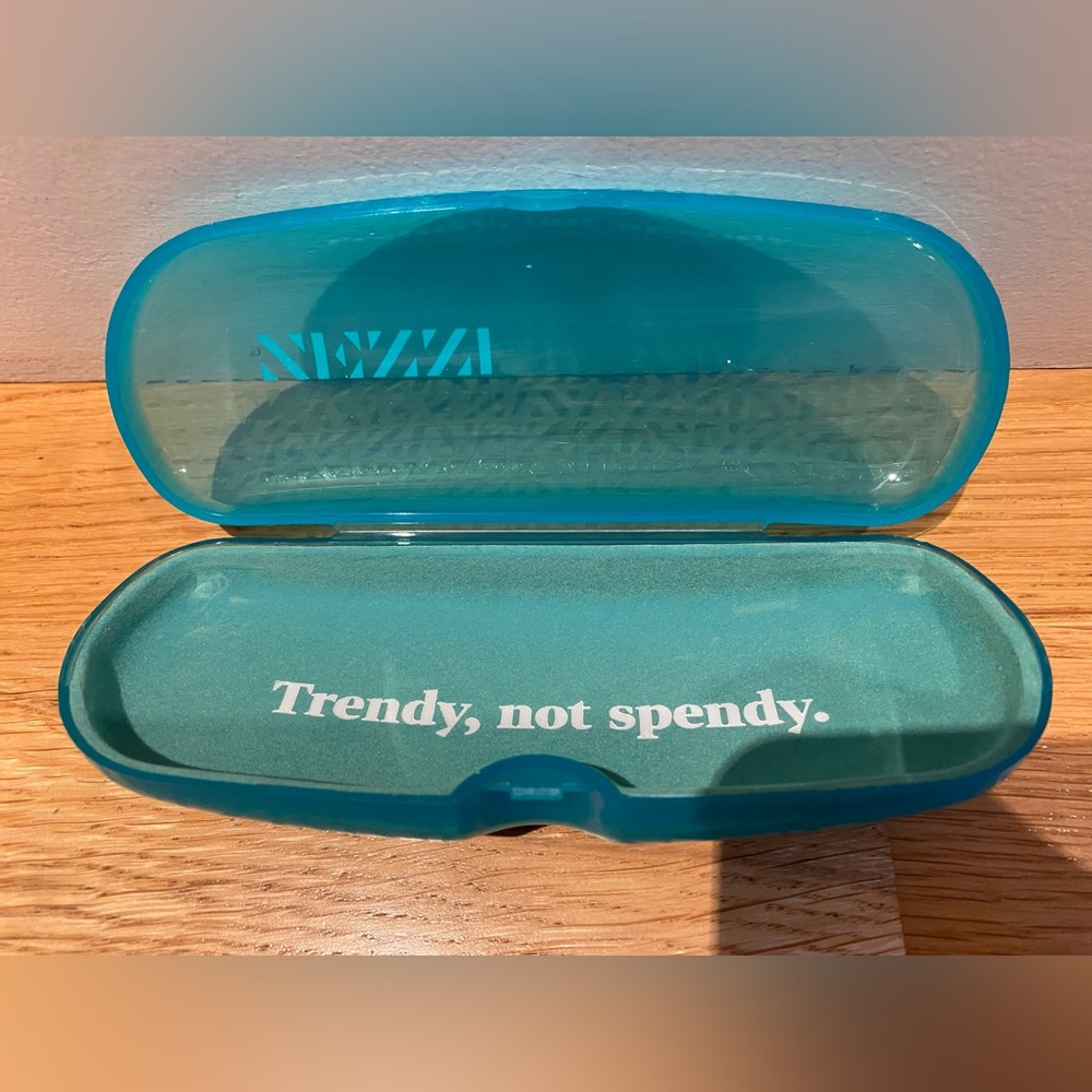 New Zenni plastic hard shell case in turquoise